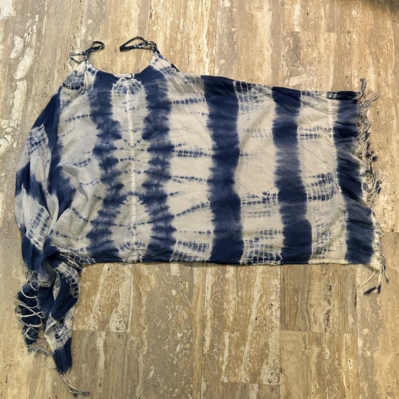 Patrons of Peace Blue & White Tie Dye Tie-dye Tunic with Spaghetti Straps. - Picture 7 of 9